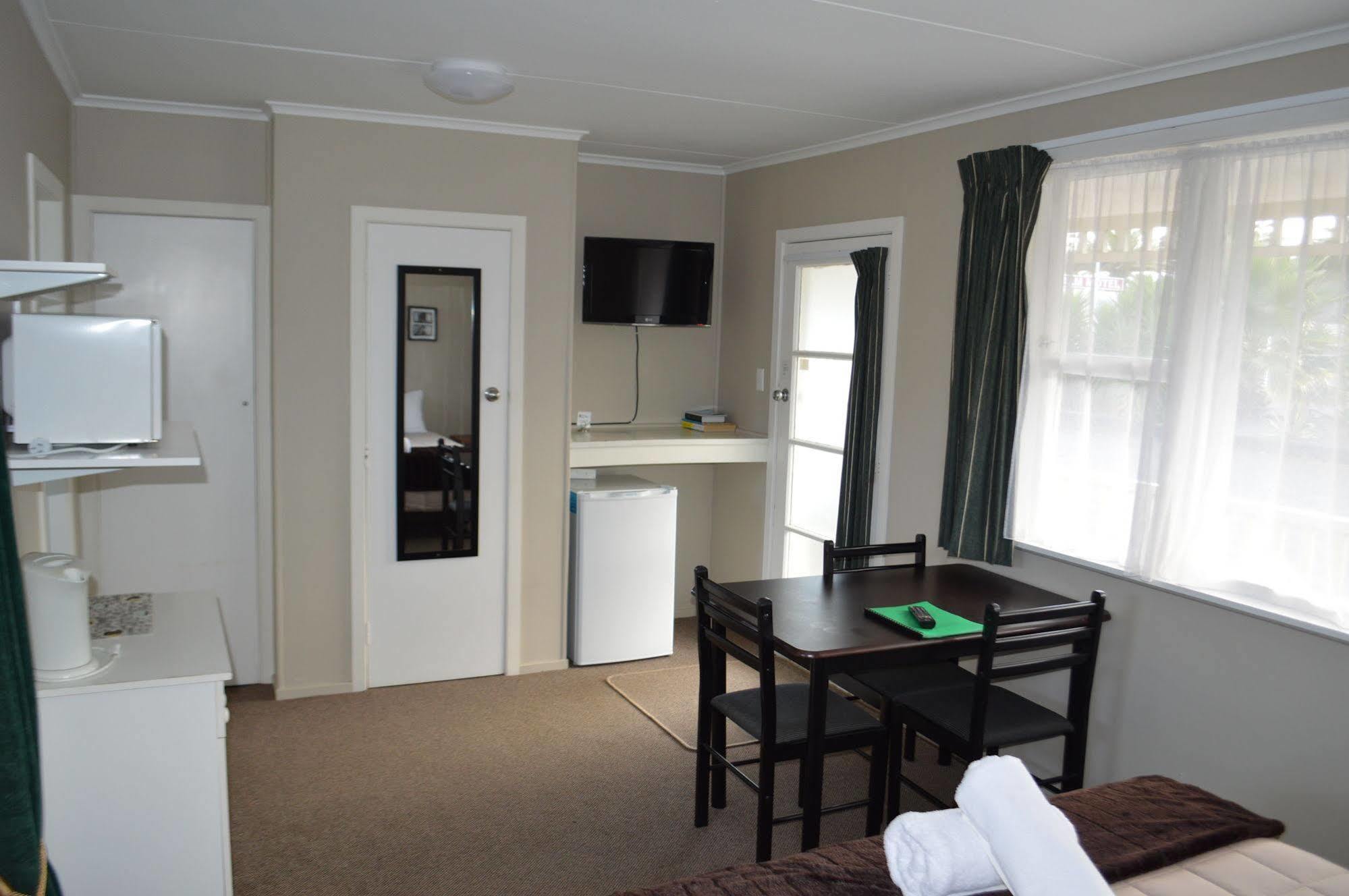 Palm Motel Waihi Buitenkant foto
