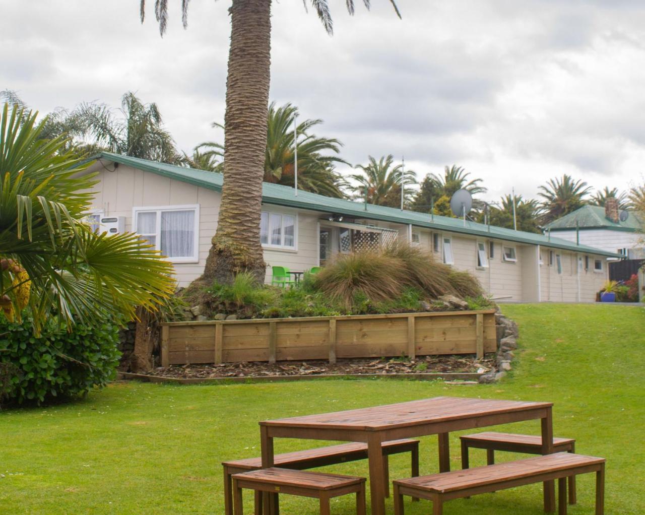 Palm Motel Waihi Buitenkant foto